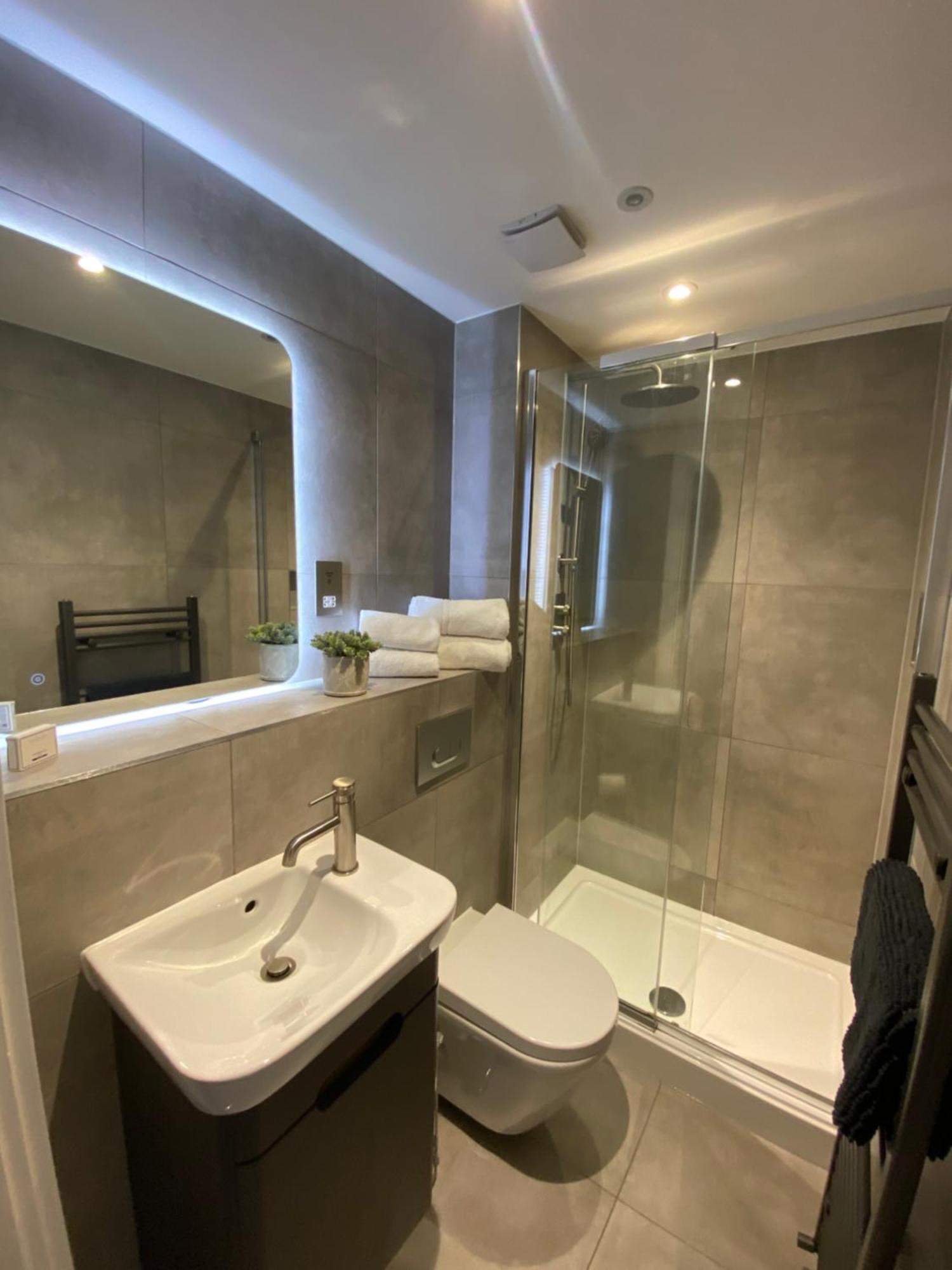 Апартаменты Luxury Apartment, Free Parking & Free Gym Йорк